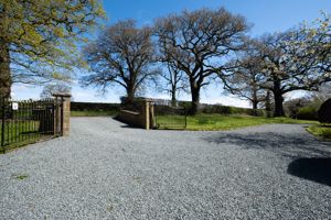 Photo 31- click for photo gallery